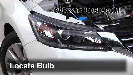 2013 Honda Accord EX-L 2.4L 4 Cyl. Sedan Éclairage Feux de croisement (remplacer l'ampoule)